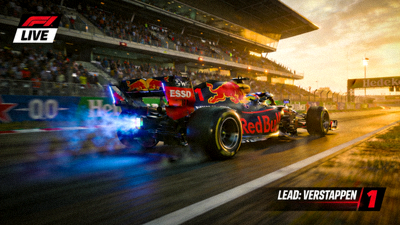 F1正赛直播画面，红牛车队赛车在赛道上领先飞驰